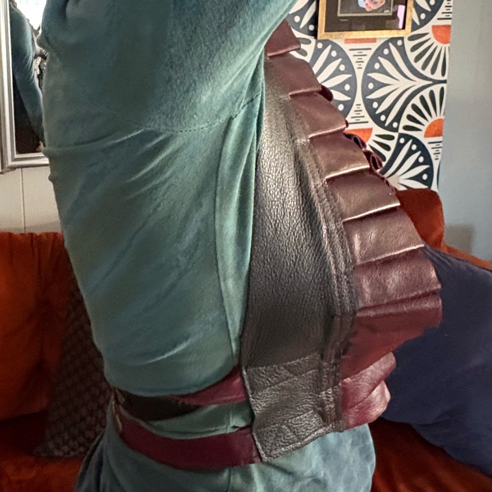 Krakenwhip Leather Ruff top in Dark Merlot - Picture 2 of 5